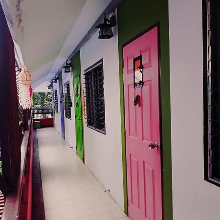 Hi Guesthouse Airport Чиангмай Екстериор снимка